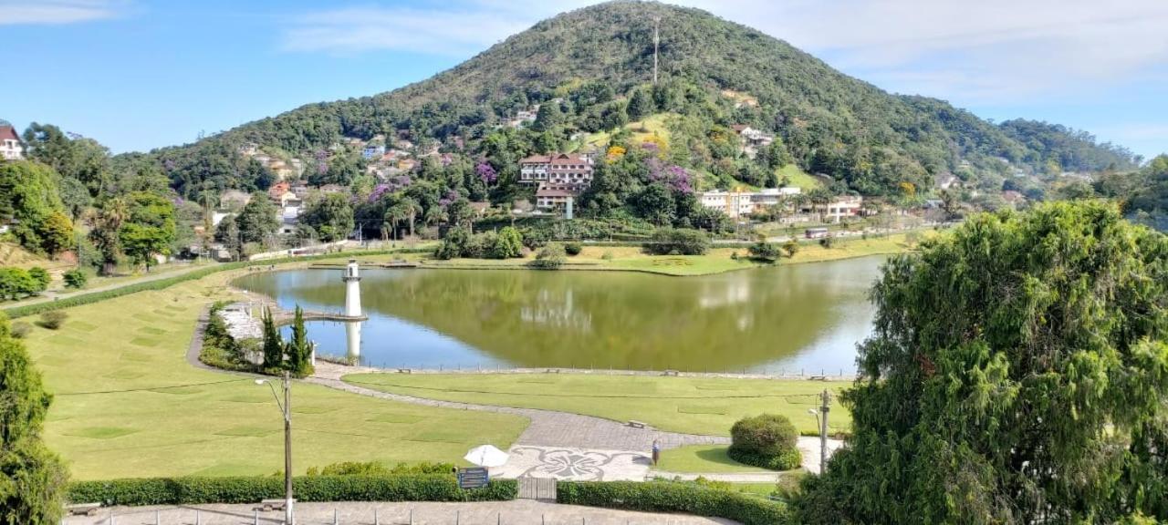 Palacio Quitandinha Espetacular Apartamento Com Vista Para O Lago Петрополис Экстерьер фото